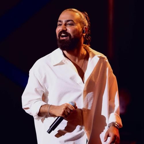 امیر عظیمی اسمشو تقدیر نذار جدایی تقصیر تو بود