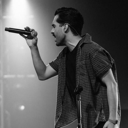 حامیم اگه باهامه بدم اگه قیدتو نشد راحت بزنم