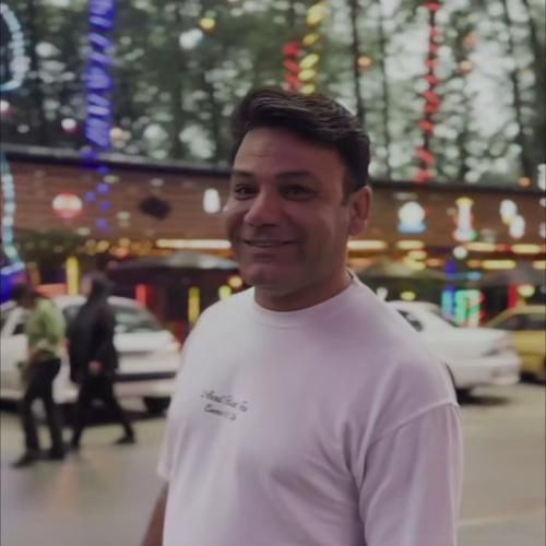 نصرالله واحدی پارس سفید