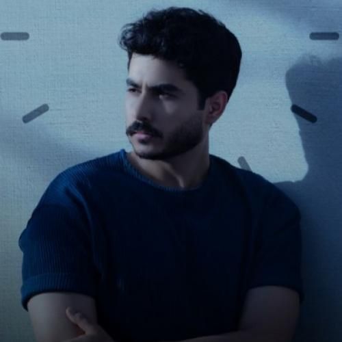 یونس بیات حس میکنم تورو کنارم شبا که نمیبره خوابم